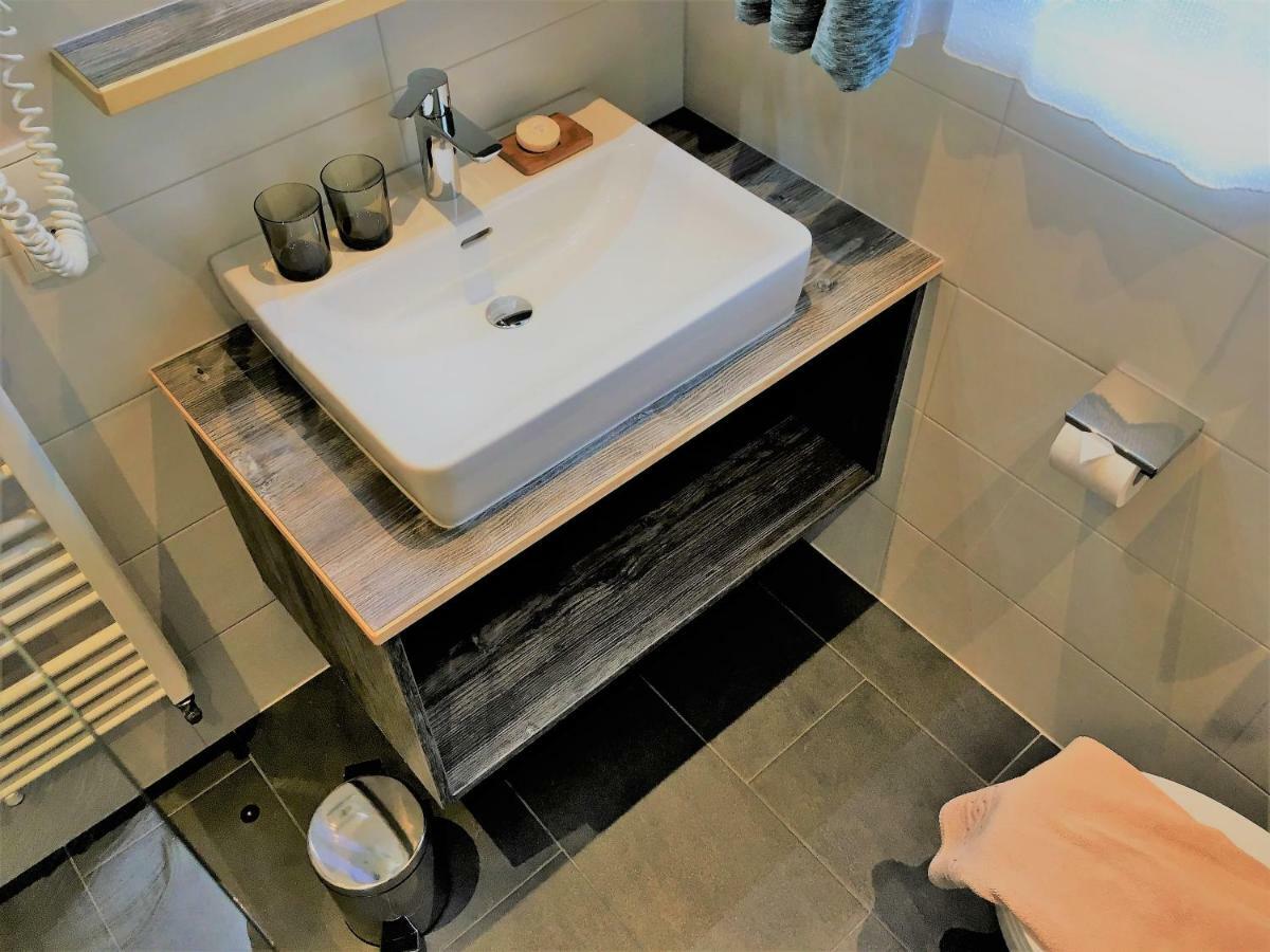 Garni Petter Hotell Kappl  Eksteriør bilde